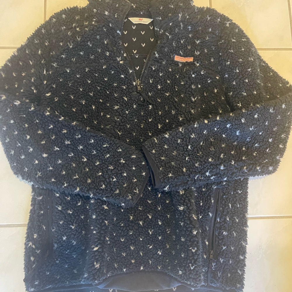 Vineyard Vines navy birdseye Sherpa Fleece. Excellent used condition